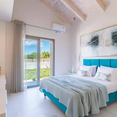 Anemona By ヴィラ *